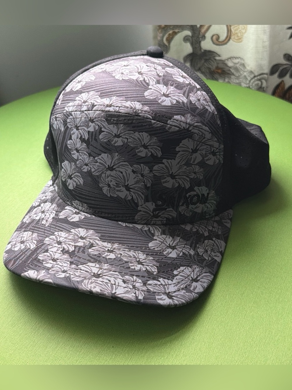 Black Floral Mesh-Back Trucker Golf hat